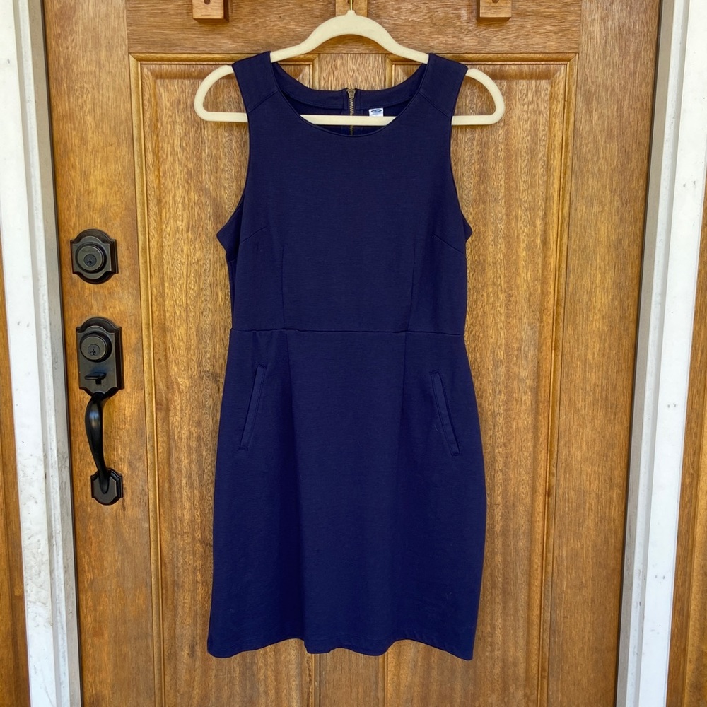 Old Navy | Navy Blue dress w/ pockets, size medium